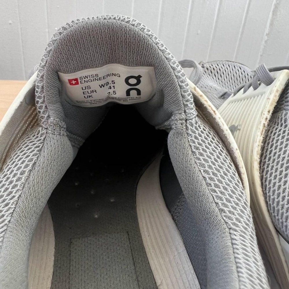 On Running On Cloud Cloudswift Running Sneaker. - image 8